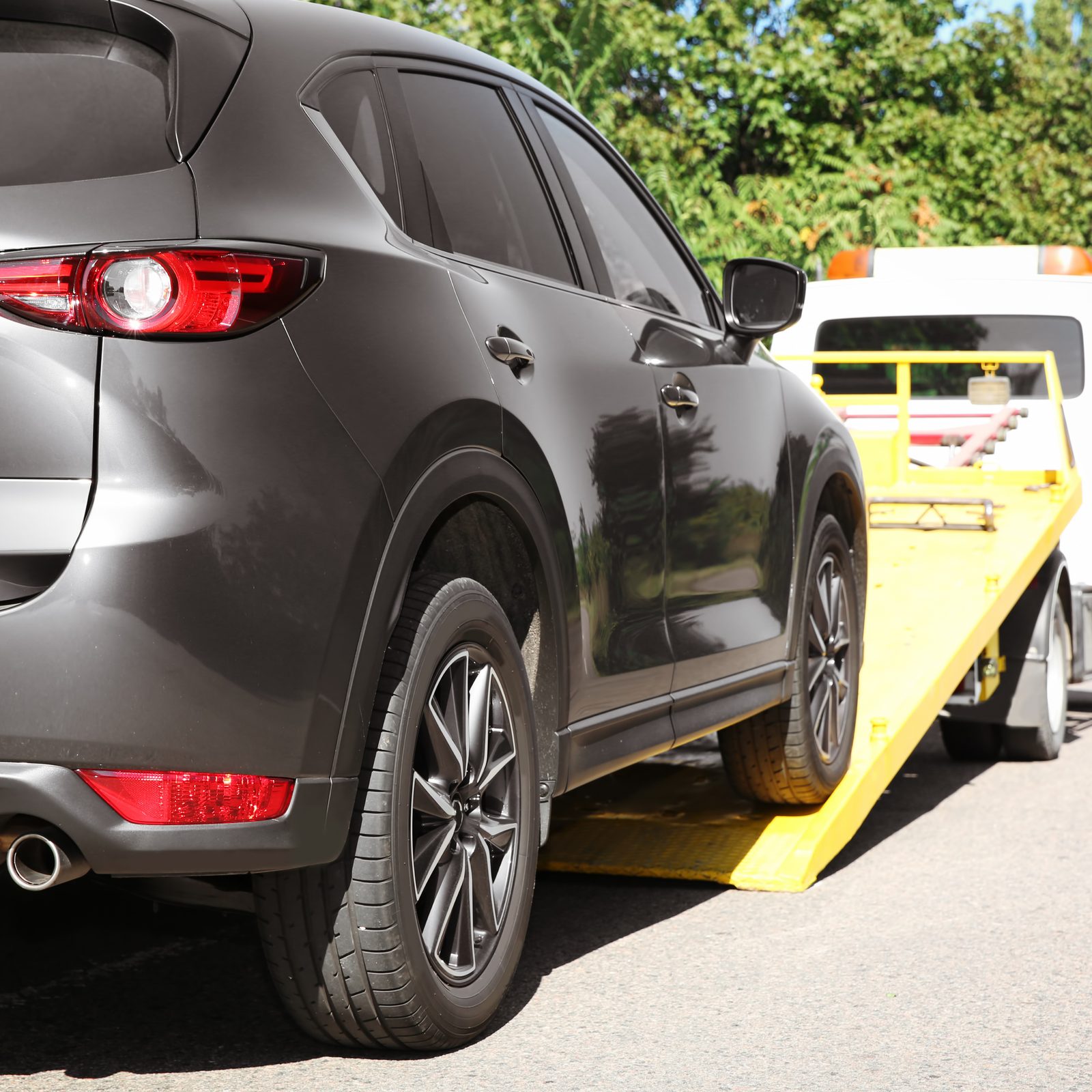 Эвакуатор для любых дорожных ситуаций